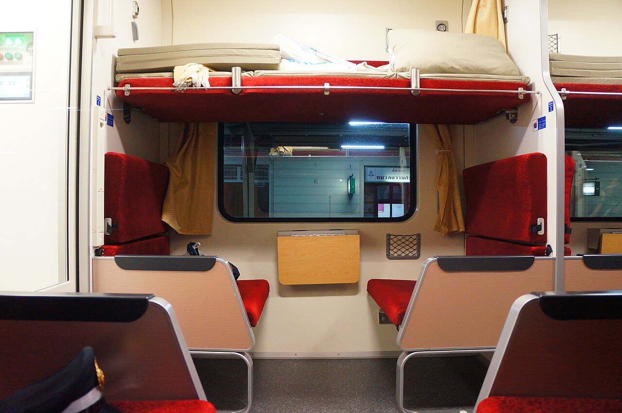 Lits d'une voiture-lits de 2e classe CNR