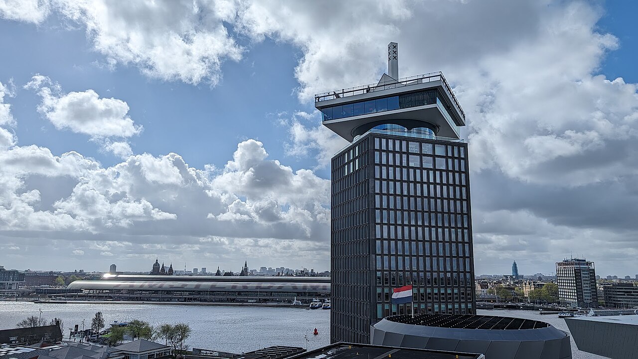 A'DAM Lookout Amsterdam : vue à 360°, balançoire et billets