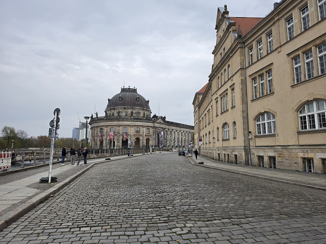 Le Bode-Museum au bout du quai Am Kupfergraben, à Mitte