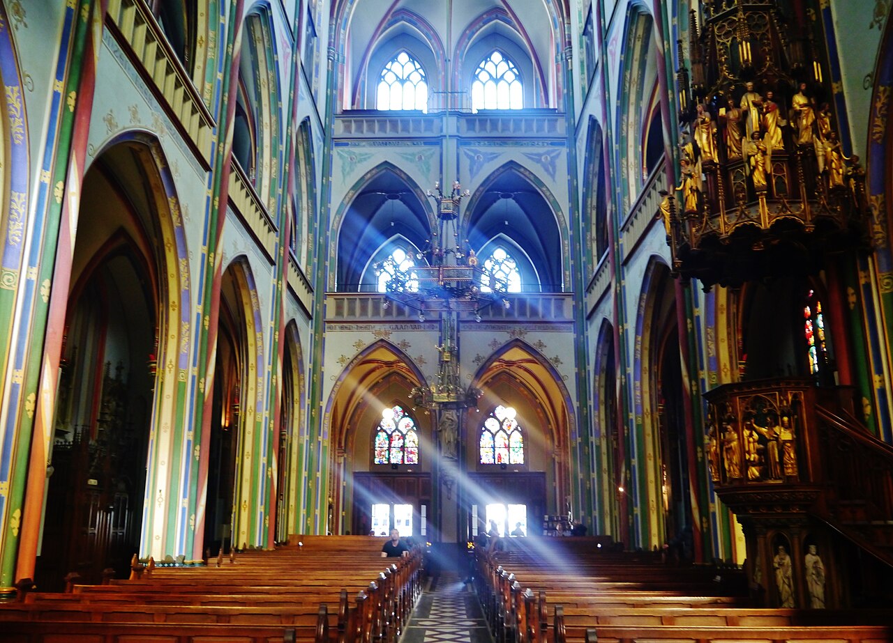 De Krijtberg Church: the Neo-Gothic Gem on the Singel