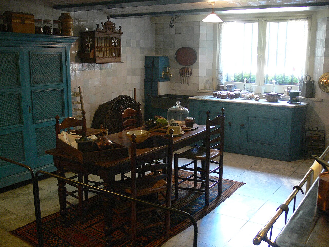 Museum Van Loon: a canal house and its garden in Amsterdam