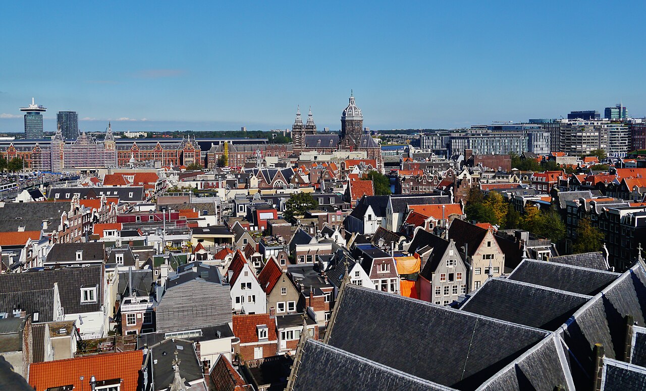 De mooiste uitzichten over Amsterdam: torens, daken en terrassen
