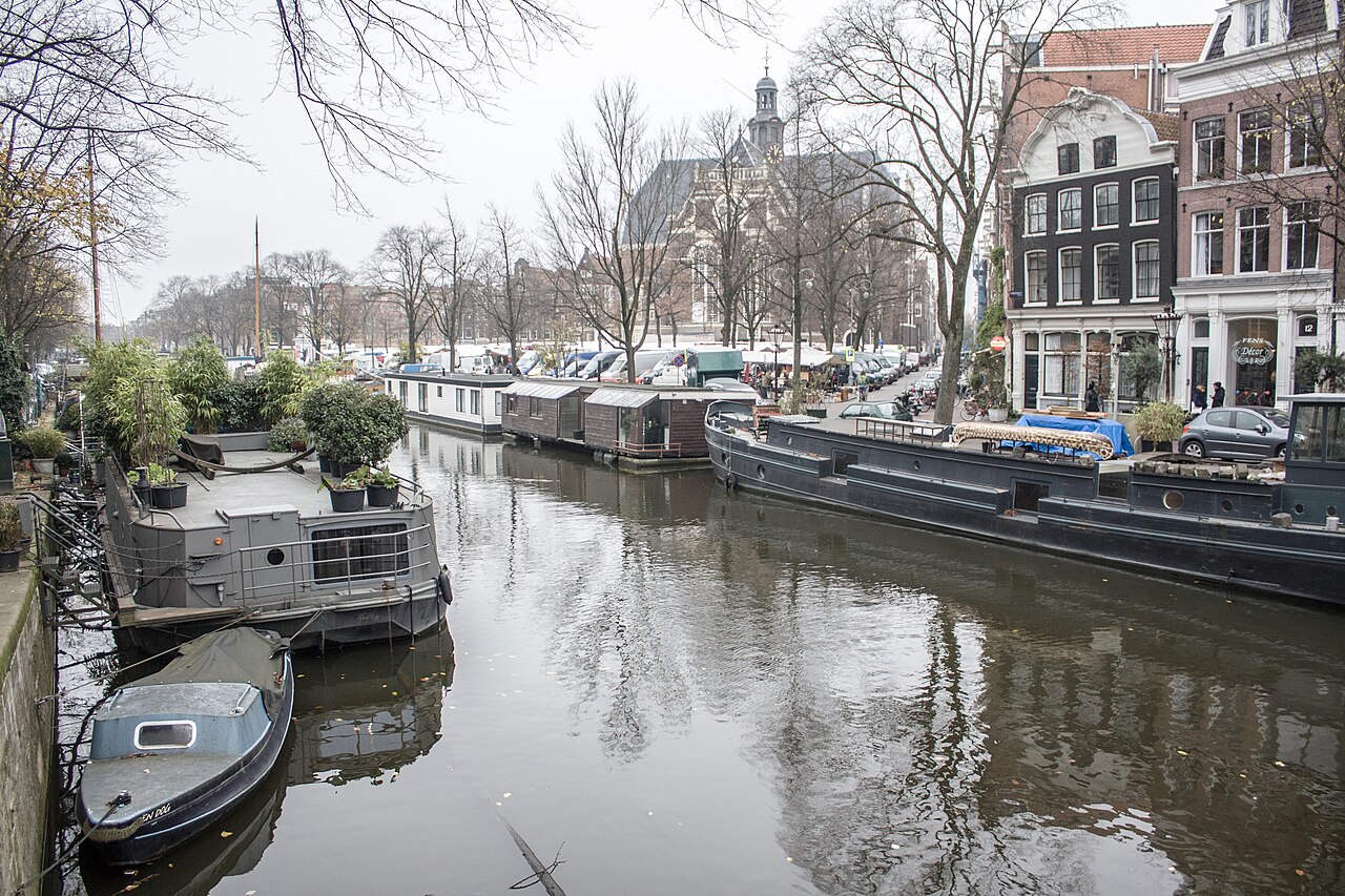 Noordermarkt: biologische boerenmarkt op zaterdag en vlooienmarkt op maandag in de Jordaan