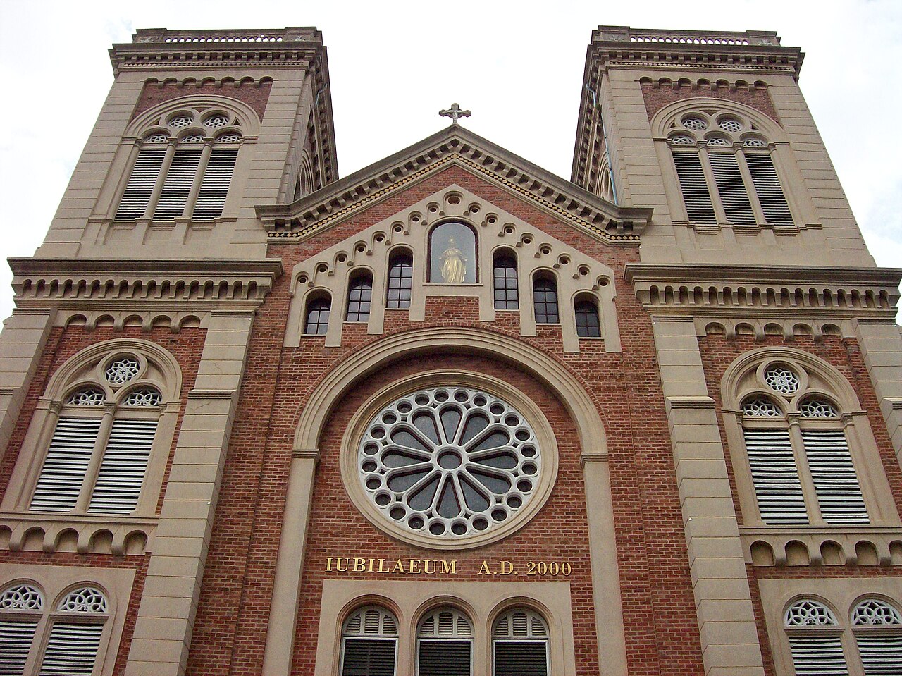 Assumption Cathedral in Bangkok: history, Mass times and how to get there