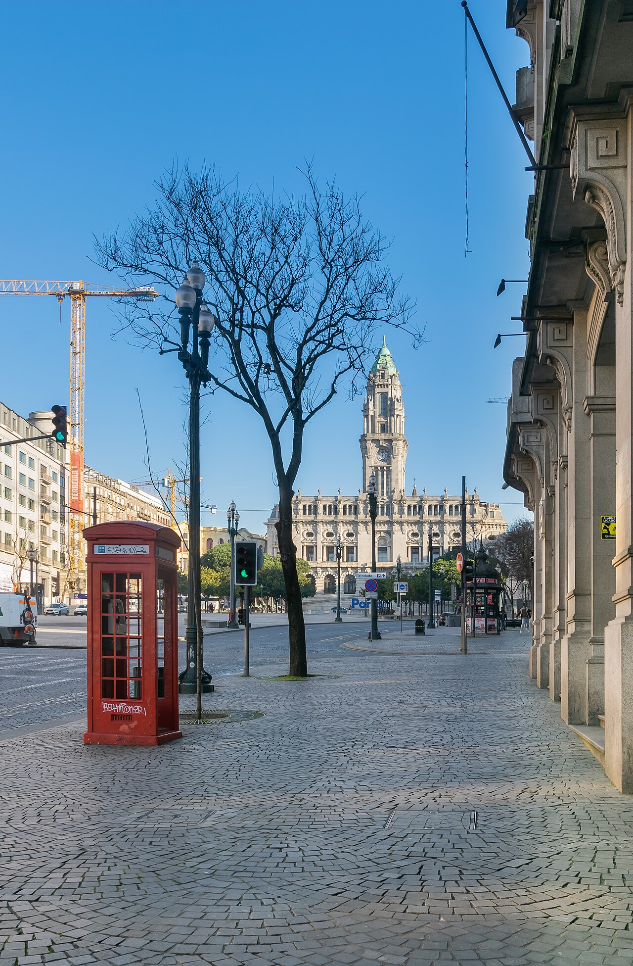 Avenida dos Aliados et hôtel de ville de Porto : le grand salon de la ville