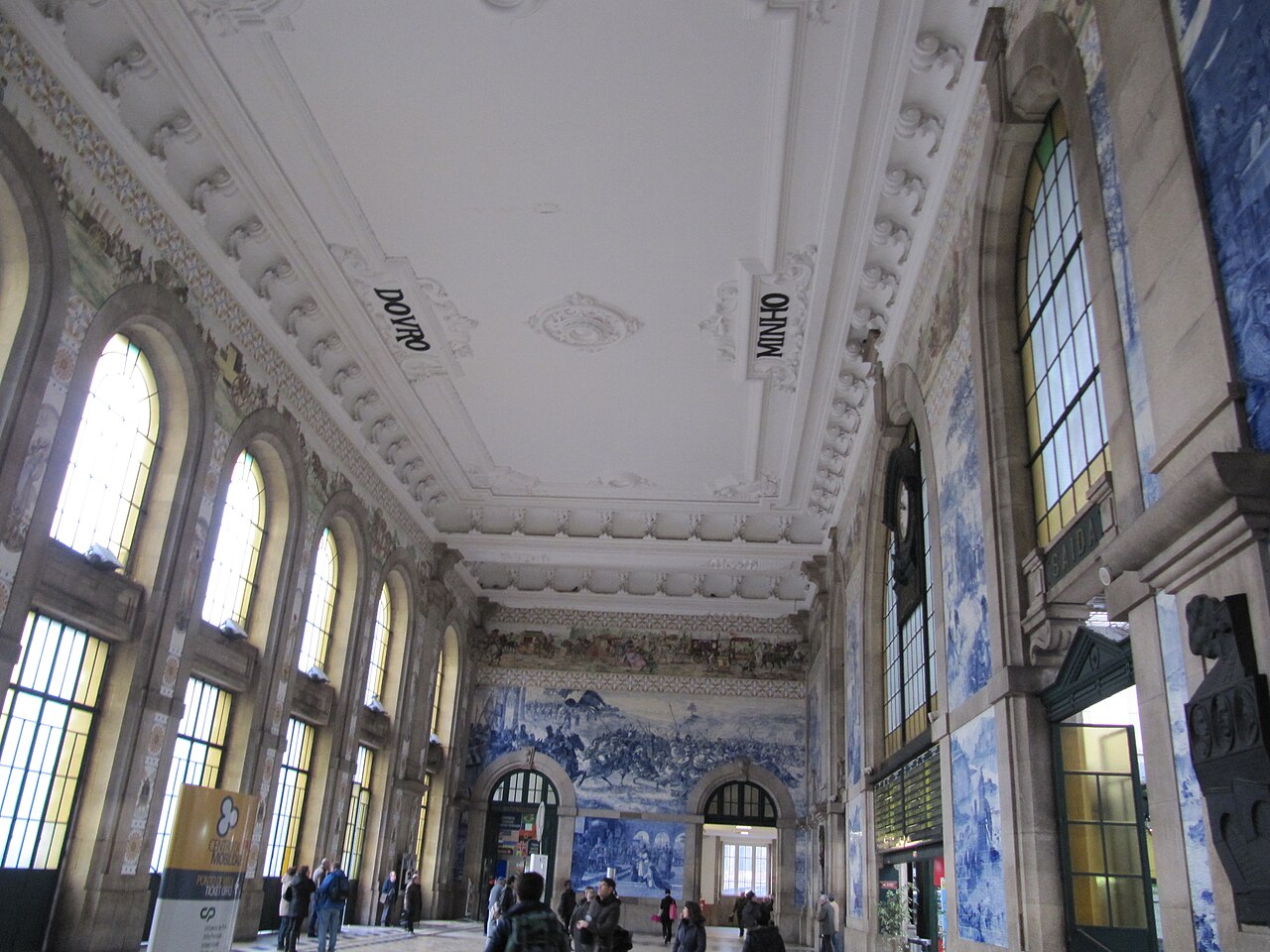 Gare de São Bento à Porto : les azulejos du hall et conseils de visite