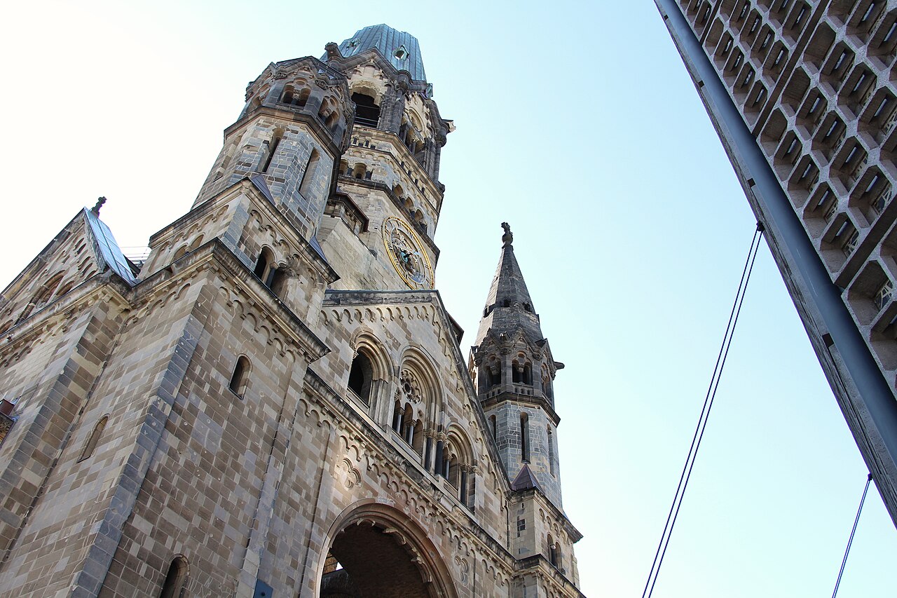 Église du Souvenir de Berlin (Gedächtniskirche) : horaires, ruine et église bleue