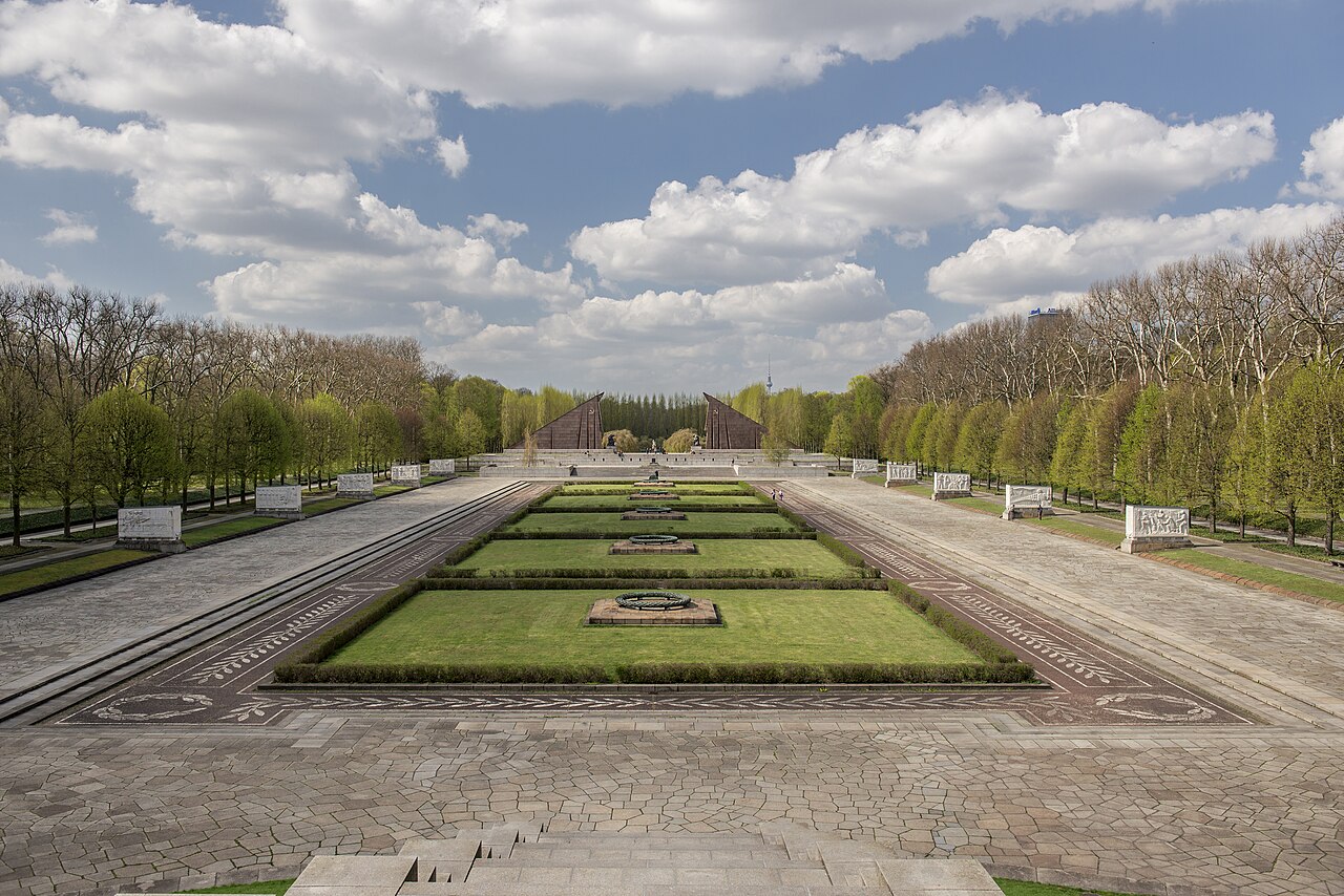 Treptower Park : le mémorial soviétique et les bords de la Spree