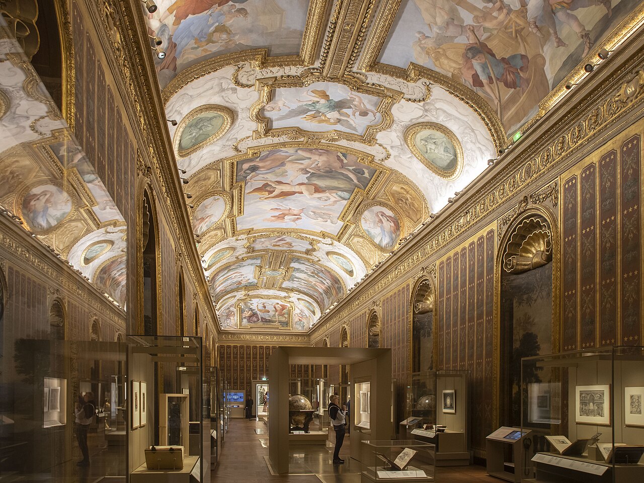 法國國家圖書館 BnF 參觀攻略:黎塞留館橢圓閱覽室、密特朗館門票與開放時間