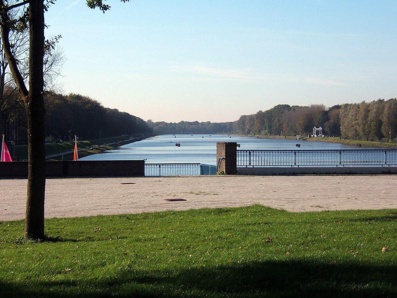 Amsterdamse Bos : la grande forêt d'Amsterdam, vélo, chèvres et bassin d'aviron