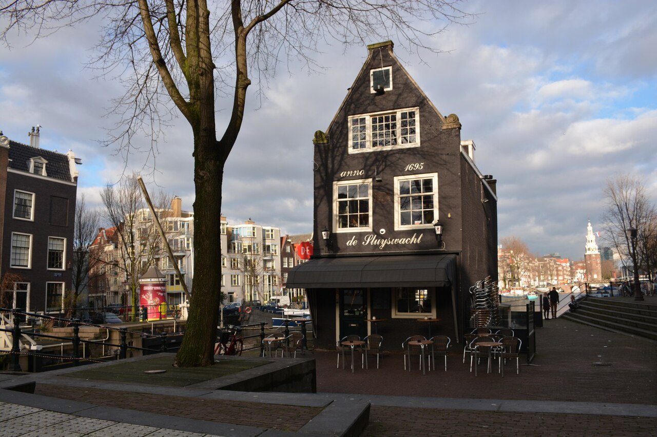 Bruine cafés in Amsterdam: de oudste kroegen van de stad