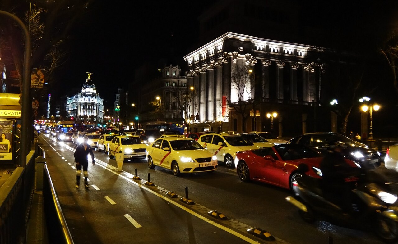 Madrid la nuit : quartiers, bars, terrasses et horaires de sortie