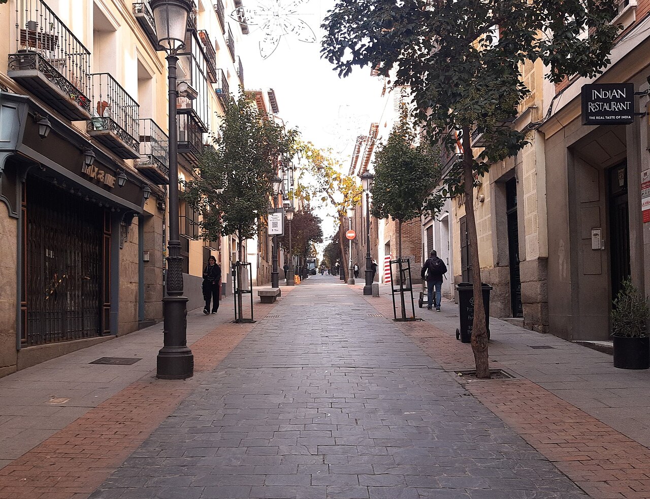 La calle de las Huertas, rue piétonne du Barrio de las Letras