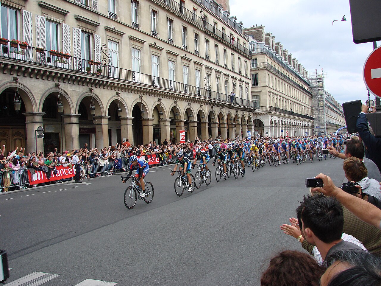La última etapa del Tour de Francia vista desde el jardín de las Tullerías