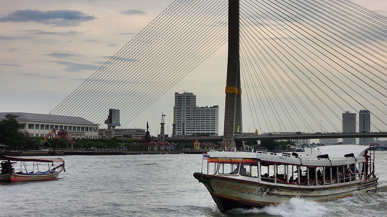 Fleuve Chao Phraya : bateau express, ferries et croisières