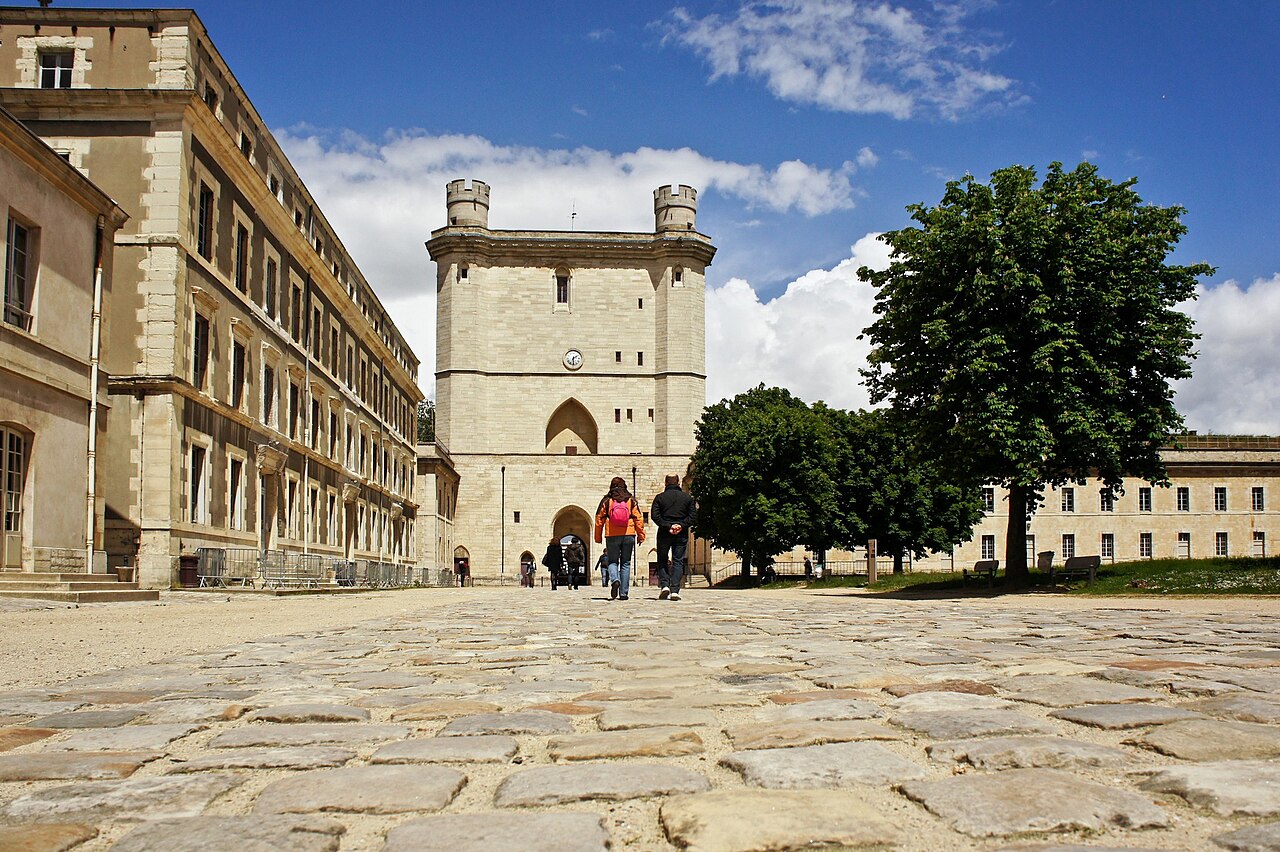 Château de Vincennes : donjon, billets, horaires et accès en métro