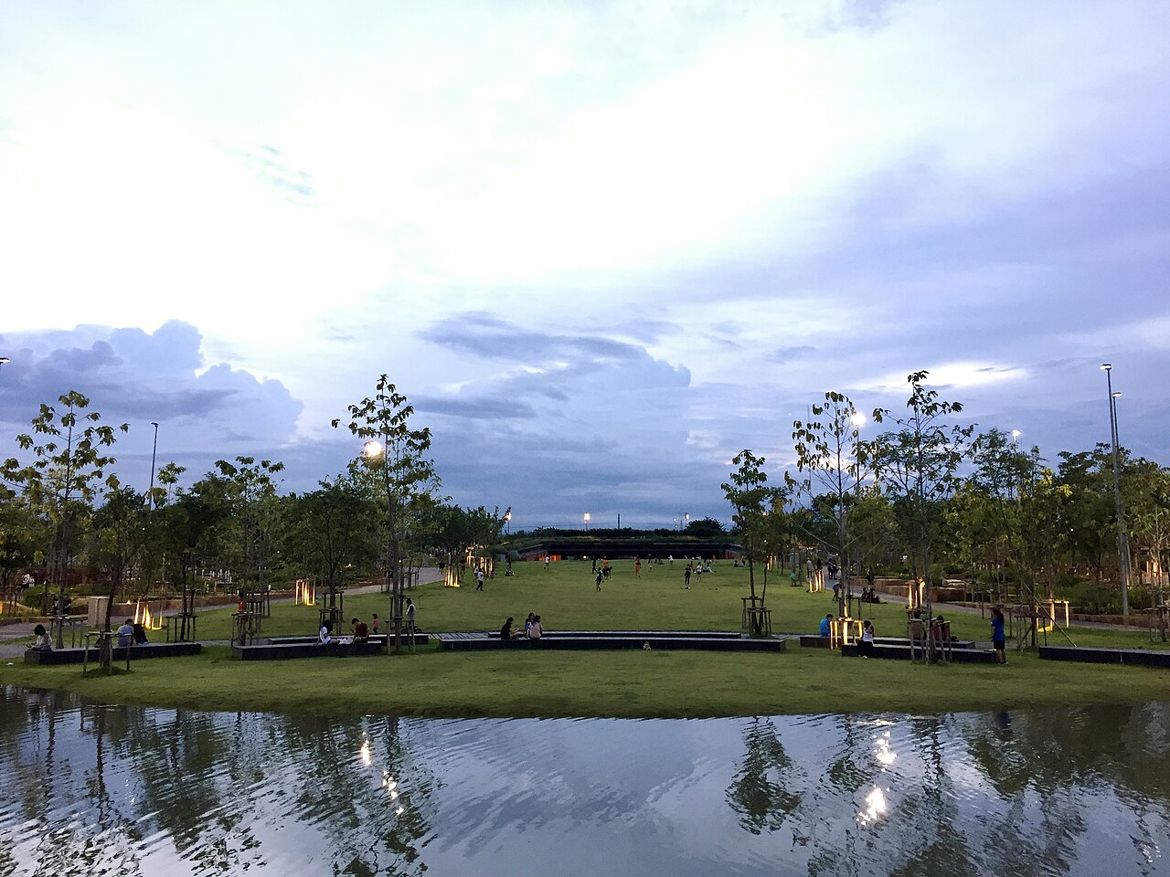 Chulalongkorn University Centenary Park: Bangkok's sponge park, opening hours and how to get there