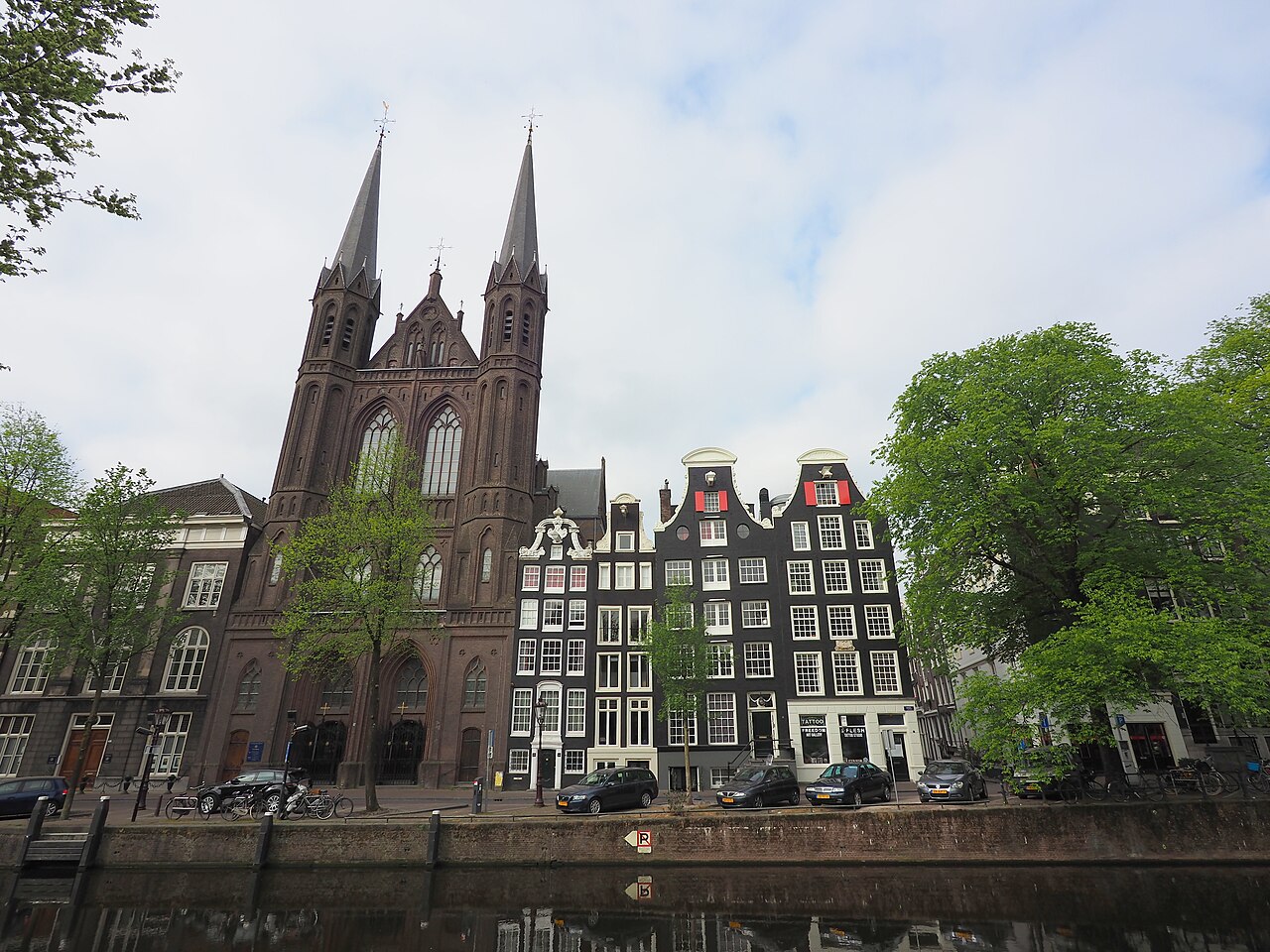 L'église De Krijtberg sur le Singel