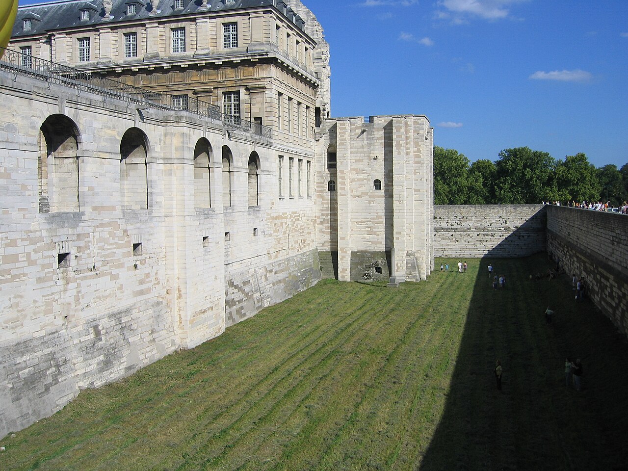 Château de Vincennes : donjon, billets, horaires et accès en métro