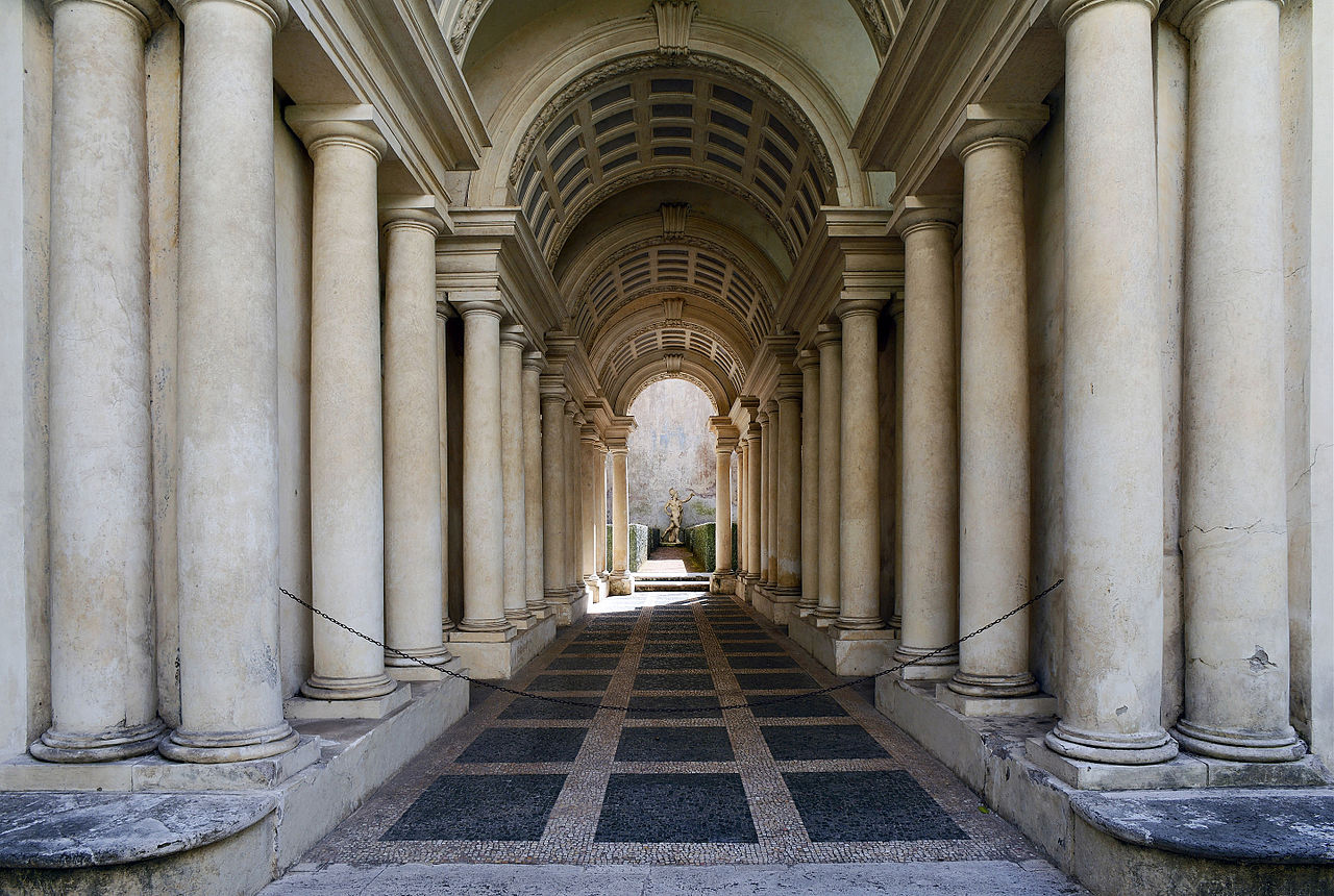 Galerie Spada : la perspective de Borromini et le palais Spada