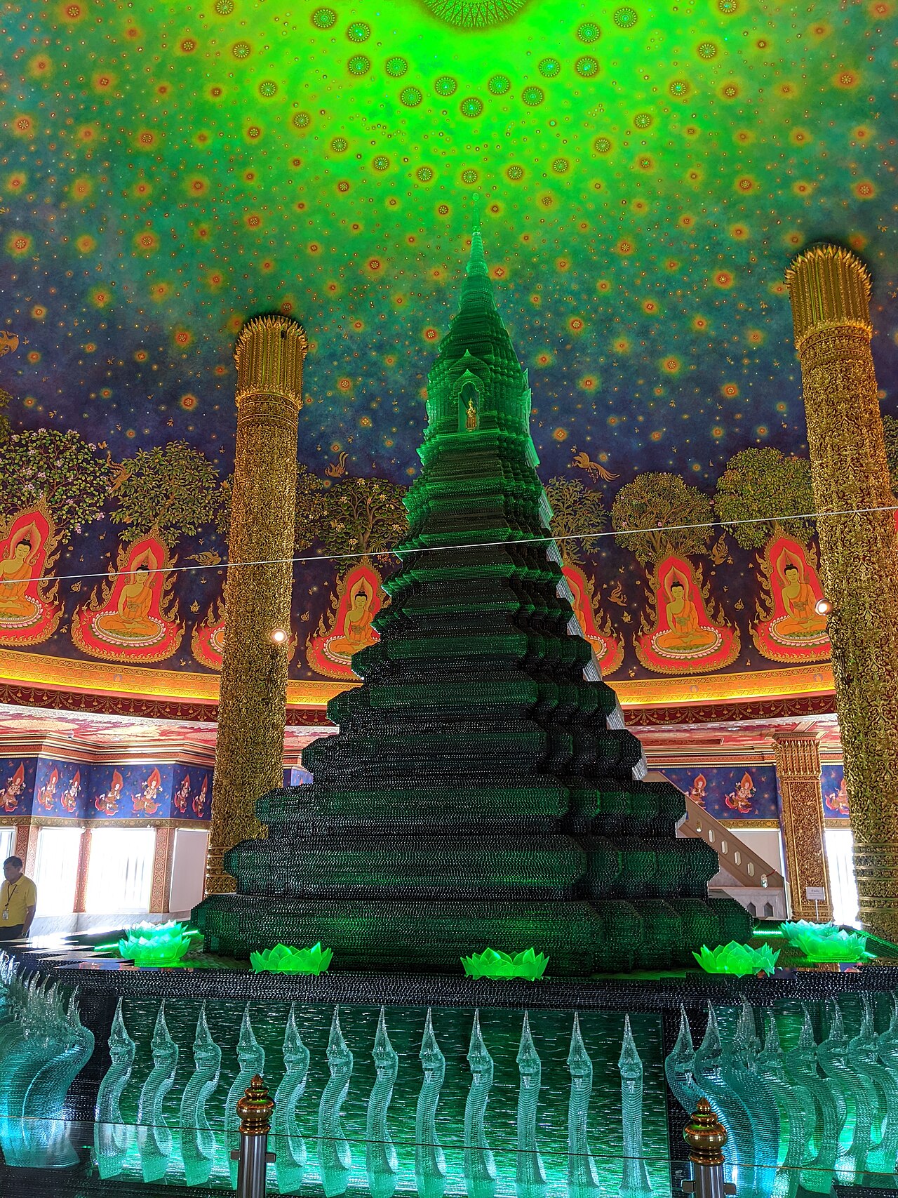Wat Paknam : le grand Bouddha de 69 mètres et le stupa de verre