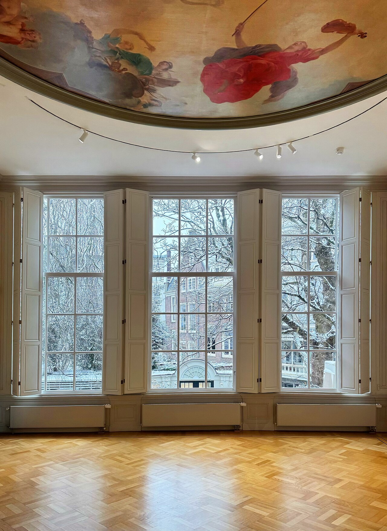 Huis Marseille: the photography museum on the Keizersgracht, tickets, opening hours and exhibitions