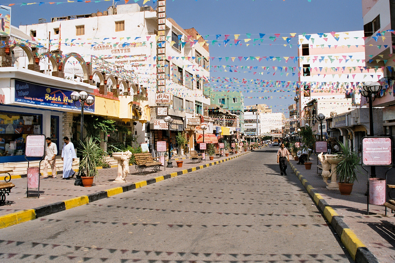 Vieux souk d'El Dahar : épices, souvenirs et marchandage