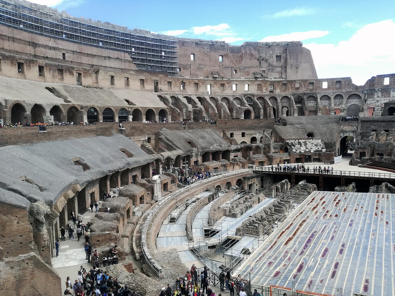 La cavea et l'arène