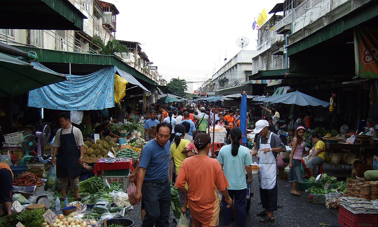 Khlong Toei Market: Bangkok's biggest fresh market