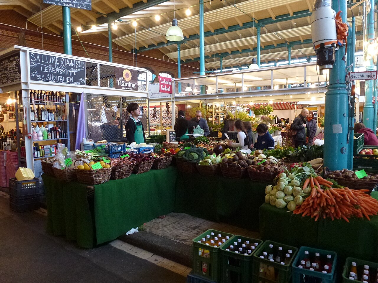 Markthalle Neun: Kreuzbergs Genuss-Markthalle und der Street Food Thursday