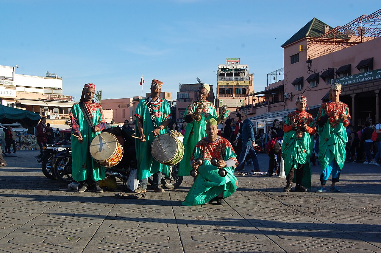 Shows in Marrakech: dinner shows, fantasia and Gnawa music