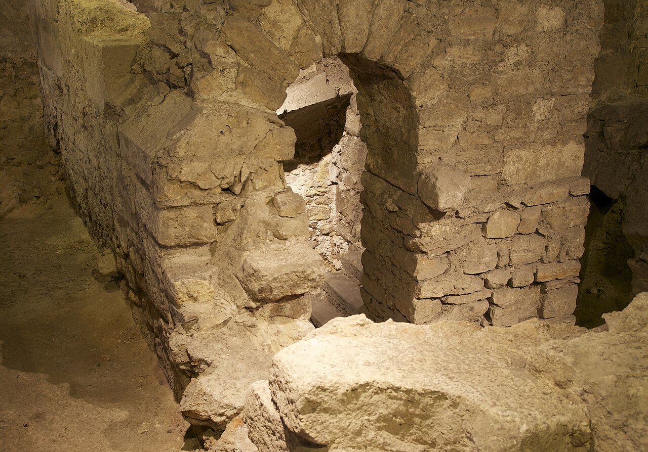 Archeologische crypte van de Île de la Cité