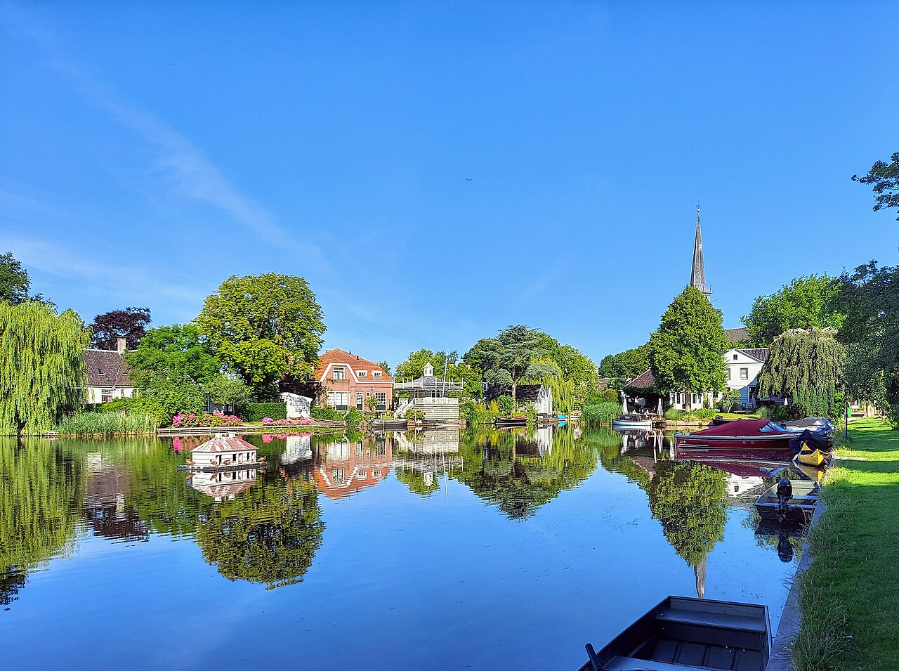 Waterland: the villages north of Amsterdam (Broek, Monnickendam, Marken, Edam)