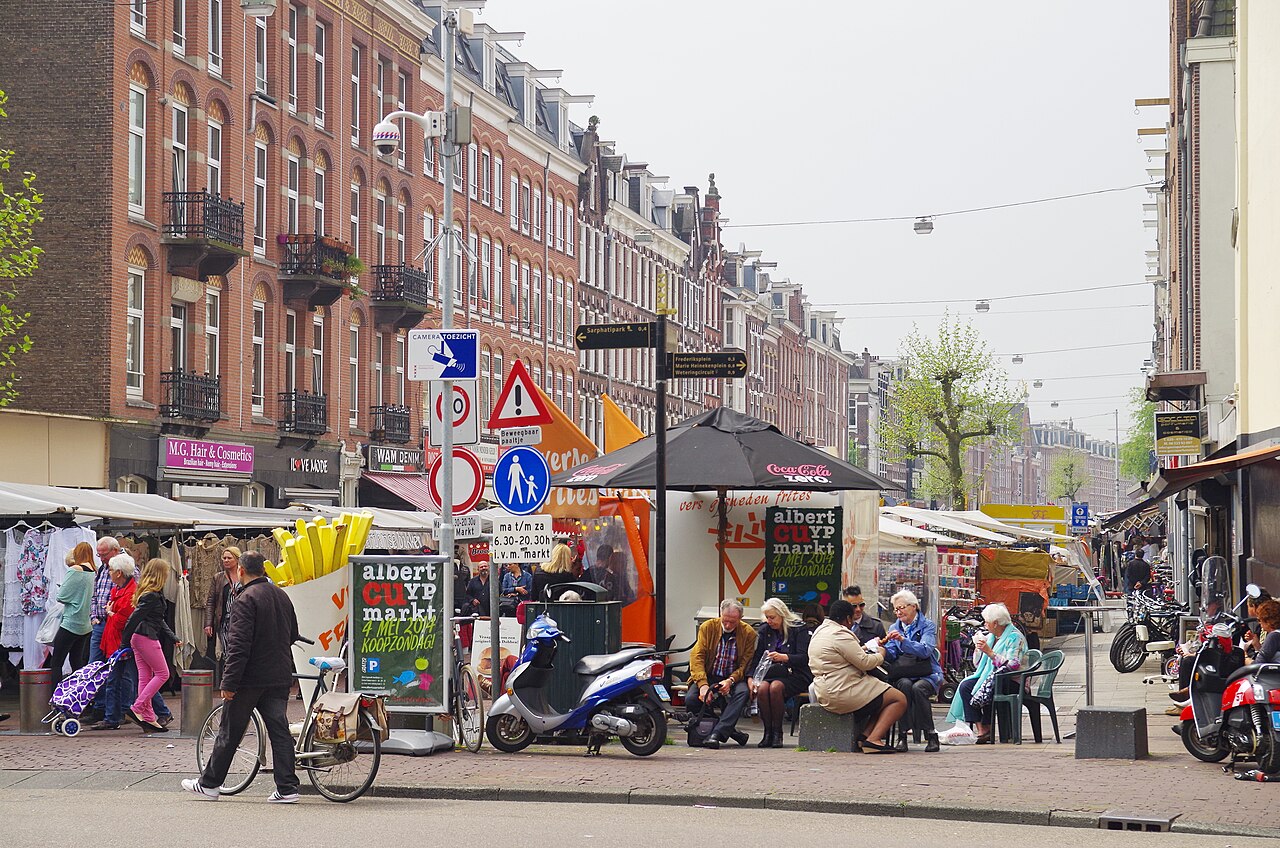 Marché Albert Cuyp : horaires et spécialités du grand marché de De Pijp