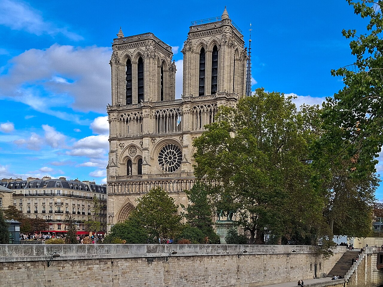La cathédrale de Notre Dame de Paris vue de l'extérieur