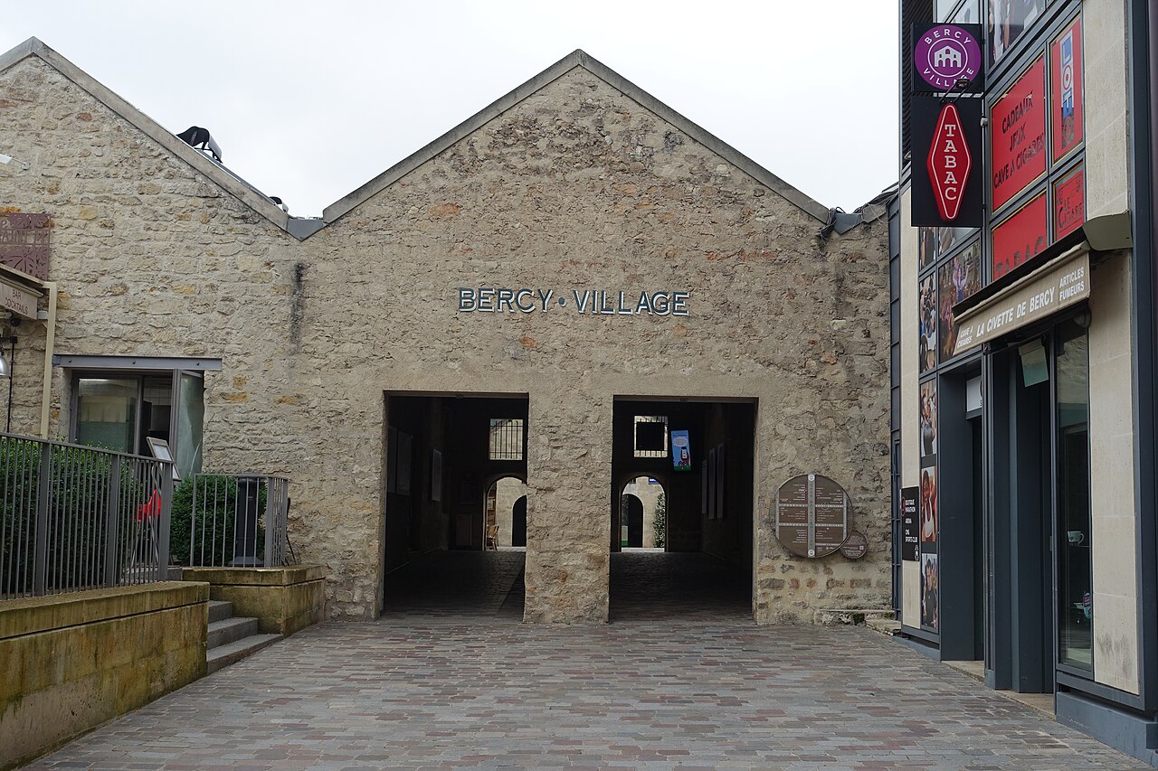 Bercy Village : horaires des boutiques, ouverture le dimanche, restaurants et accès