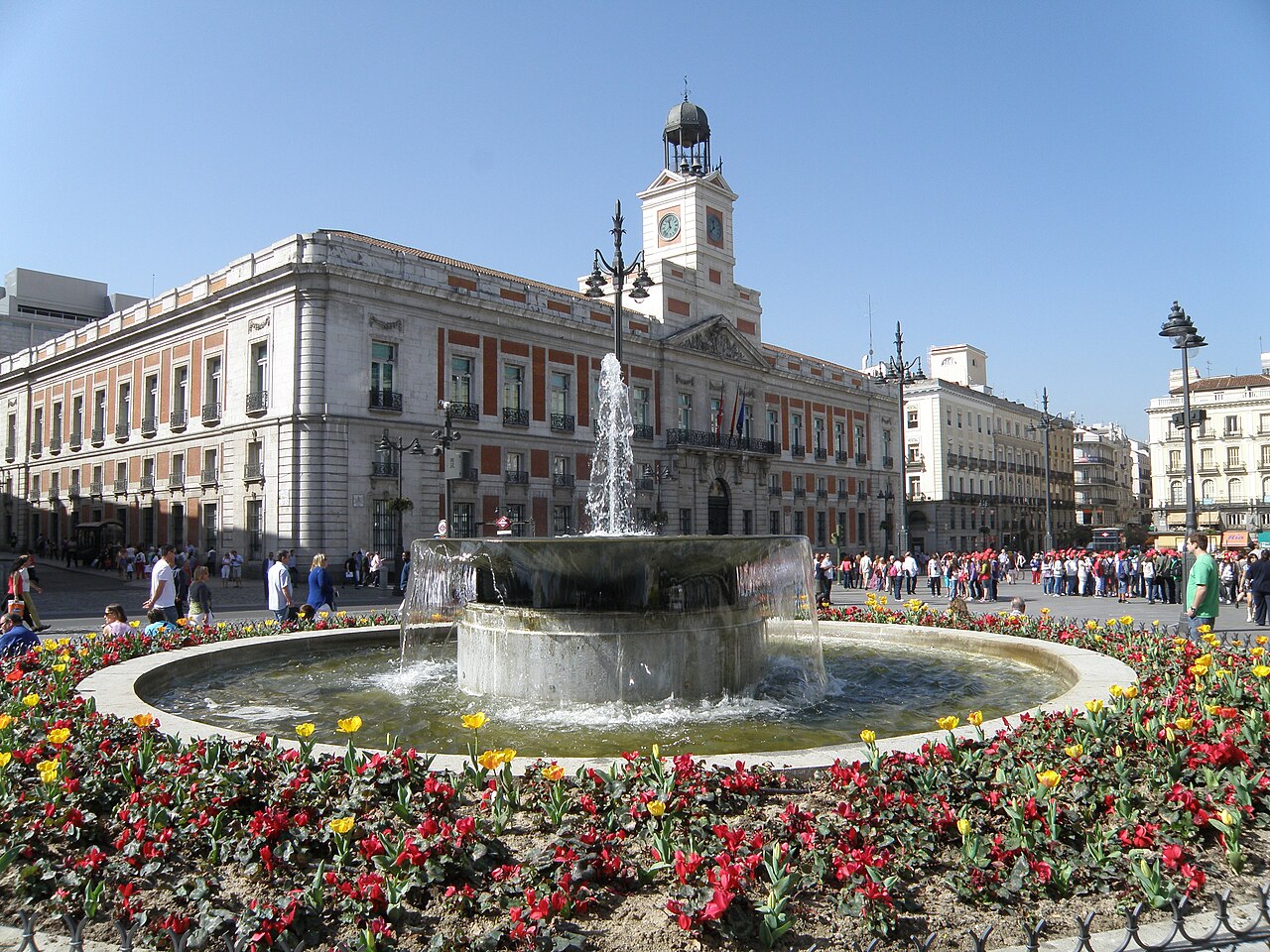 Puerta del Sol : kilomètre zéro, horloge du Nouvel An et que voir