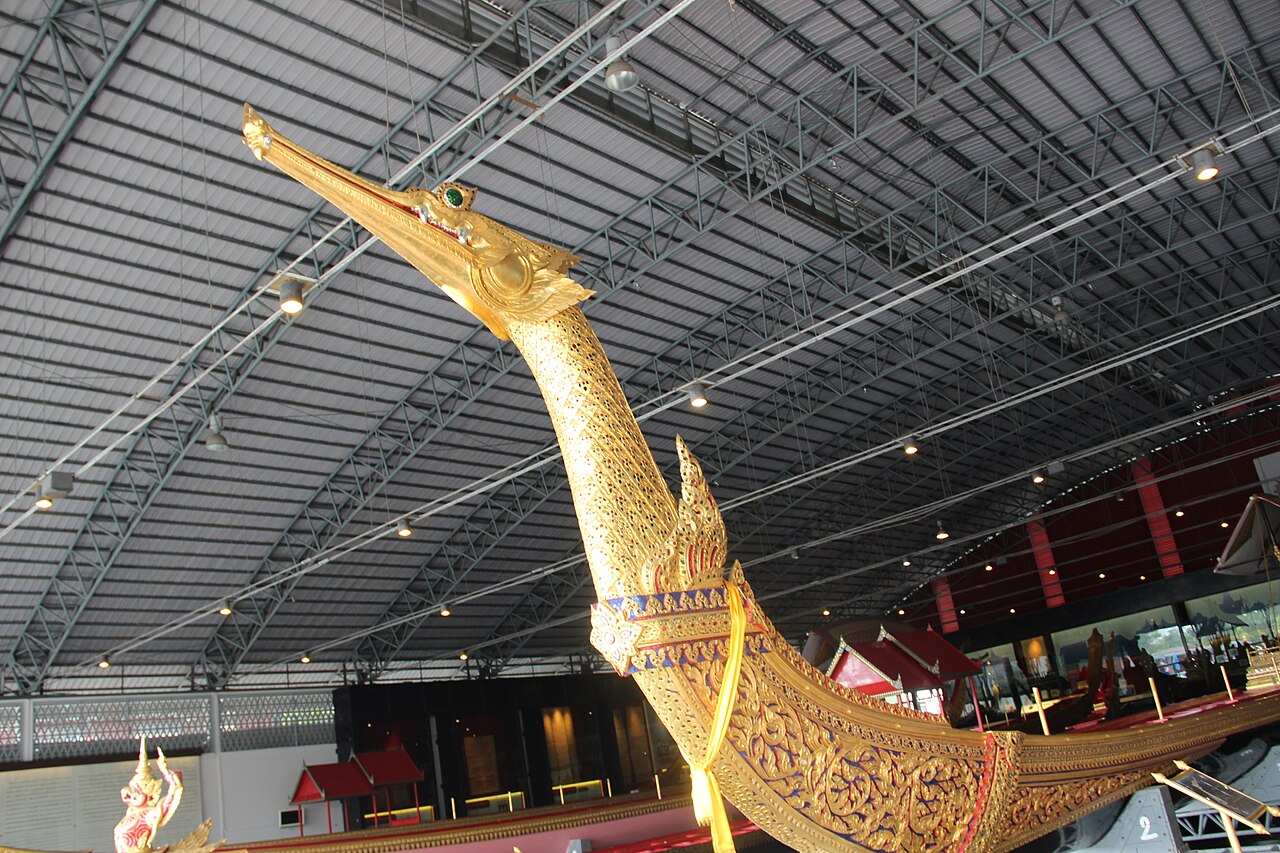 Musée national des Barges royales : les bateaux du roi à Bangkok Noi