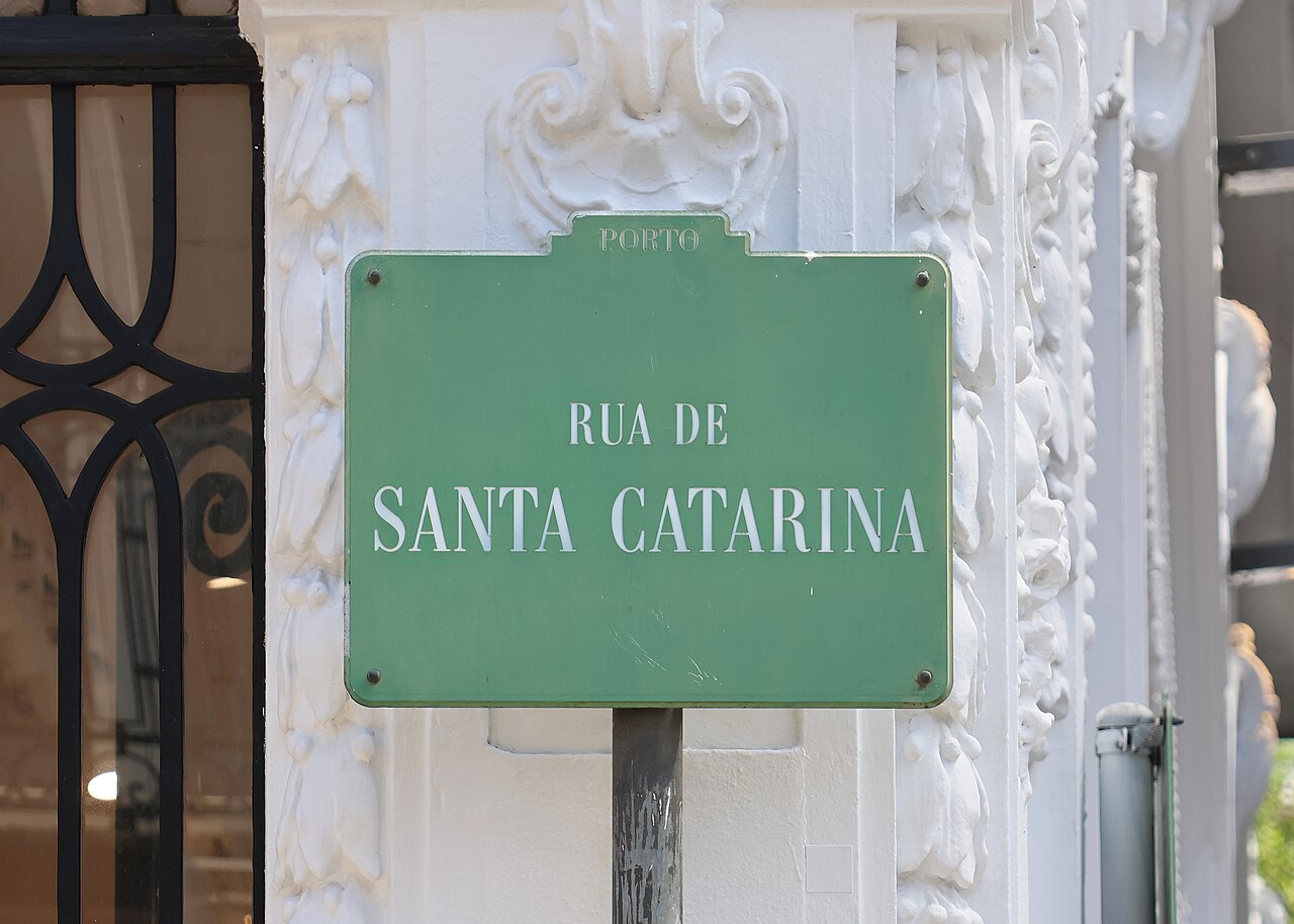 Rue Santa Catarina : shopping et passages couverts