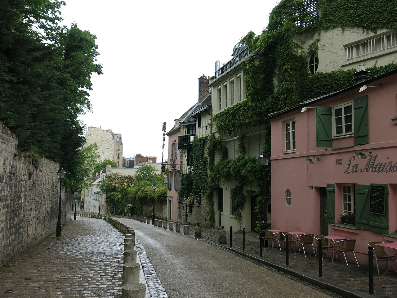 Rue de l'Abreuvoir in Montmartre