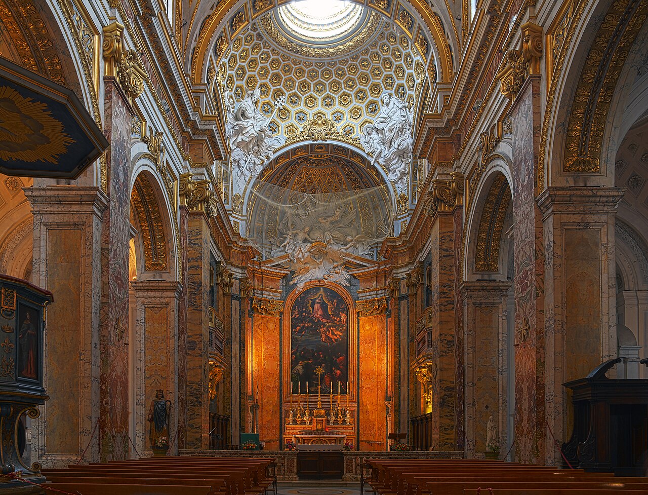 Intérieur de l'église Saint-Louis-des-Français à Rome