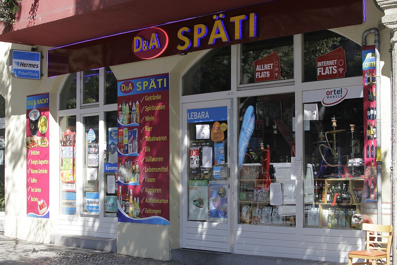 Devanture d'un Späti à Charlottenbourg