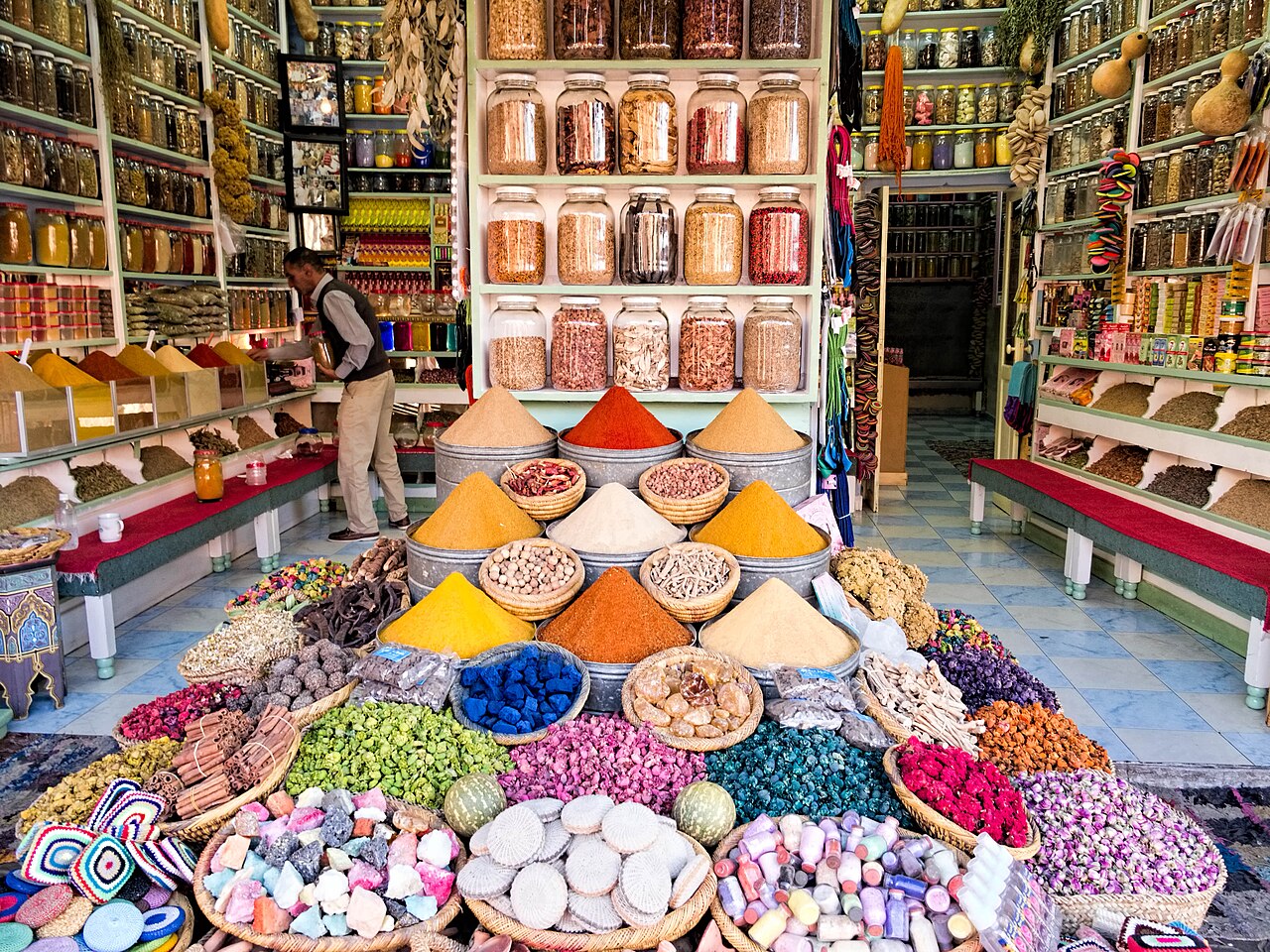 Argent à Marrakech : dirham, change, carte bancaire et pourboire