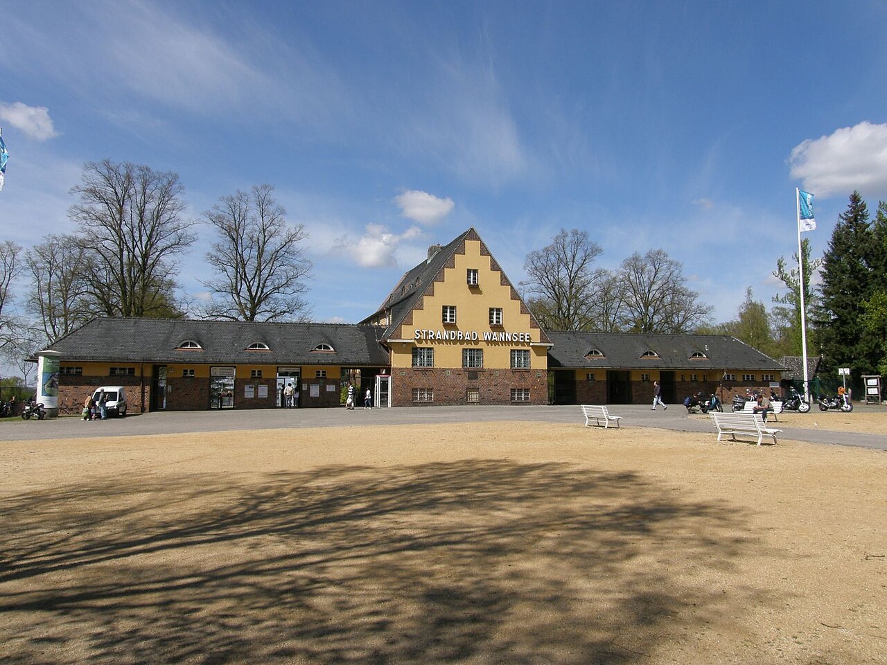 Вход в Strandbad Wannsee, большое лидо города