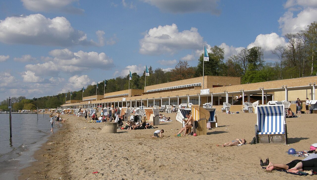 Пляж Ванзее (Strandbad Wannsee): купание в Берлине, цены и как добраться