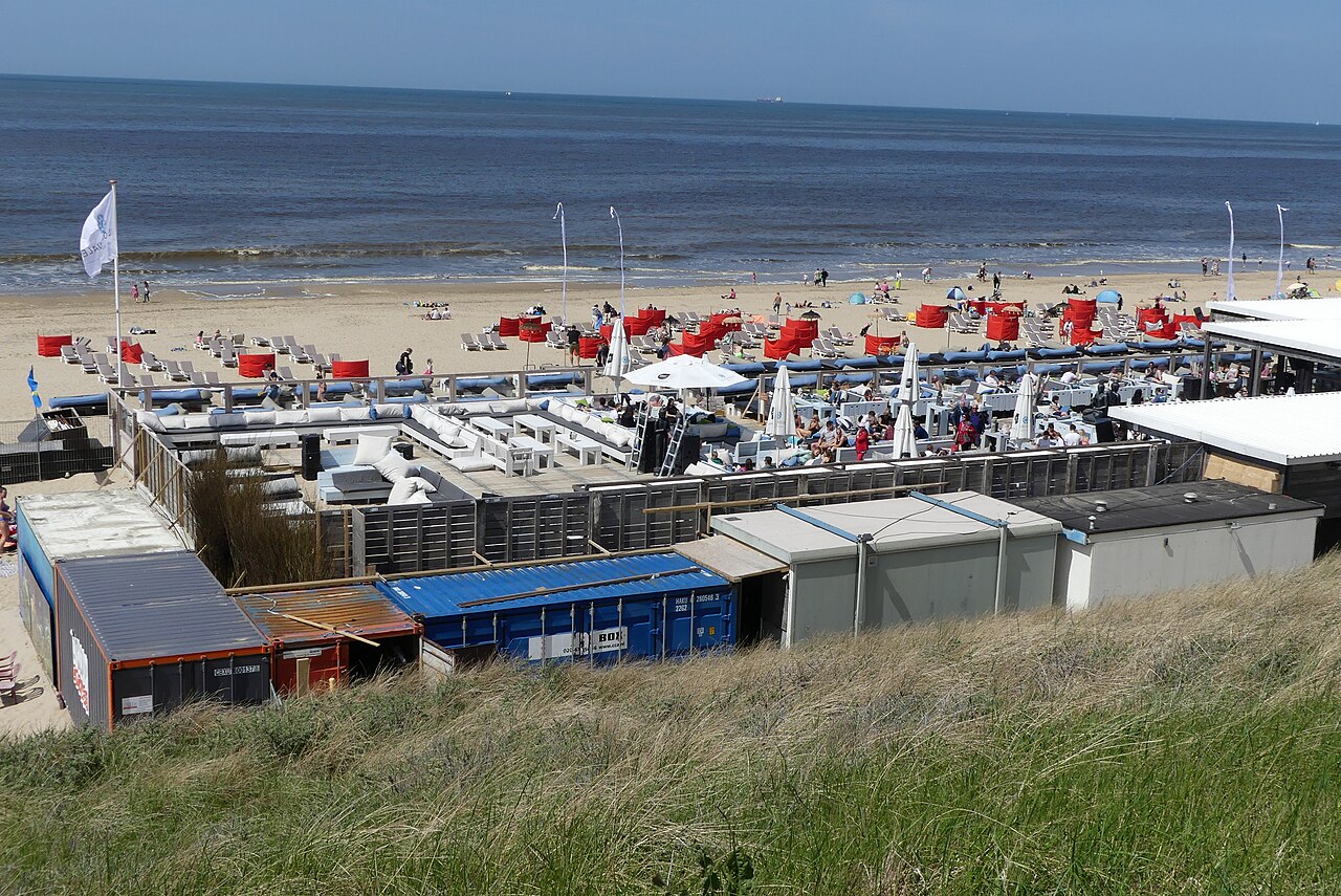 Beach pavilion at Bloemendaal aan Zee, with the North Sea behind