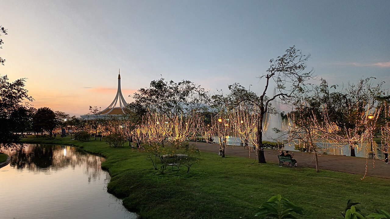 Suan Luang Rama IX Park: Bangkok's giant botanical garden, hours, prices and how to get there by metro