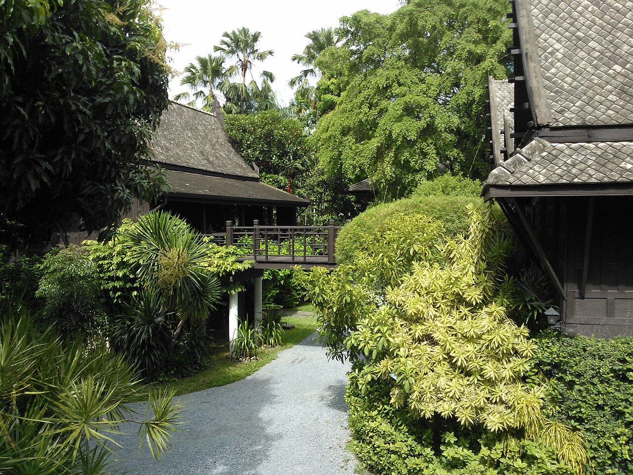 Palais Suan Pakkad : maisons en teck et pavillon de laque à Bangkok