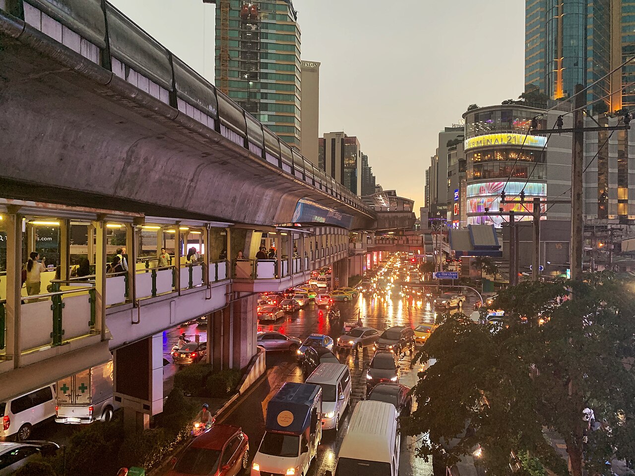 Sukhumvit à Bangkok : guide du quartier, de Nana à Thonglor et Ekkamai