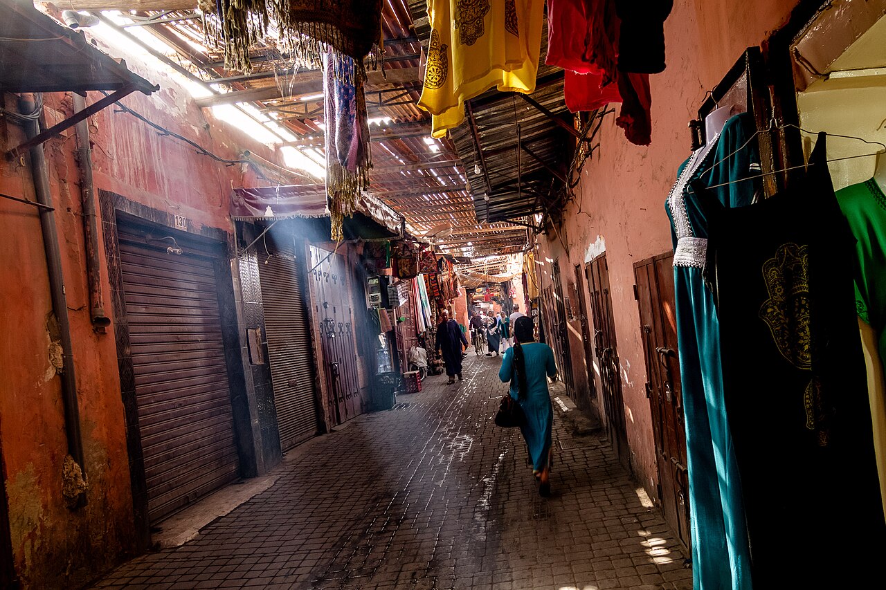 Guided Tours in Marrakech: Official Guides, Prices, How to Choose